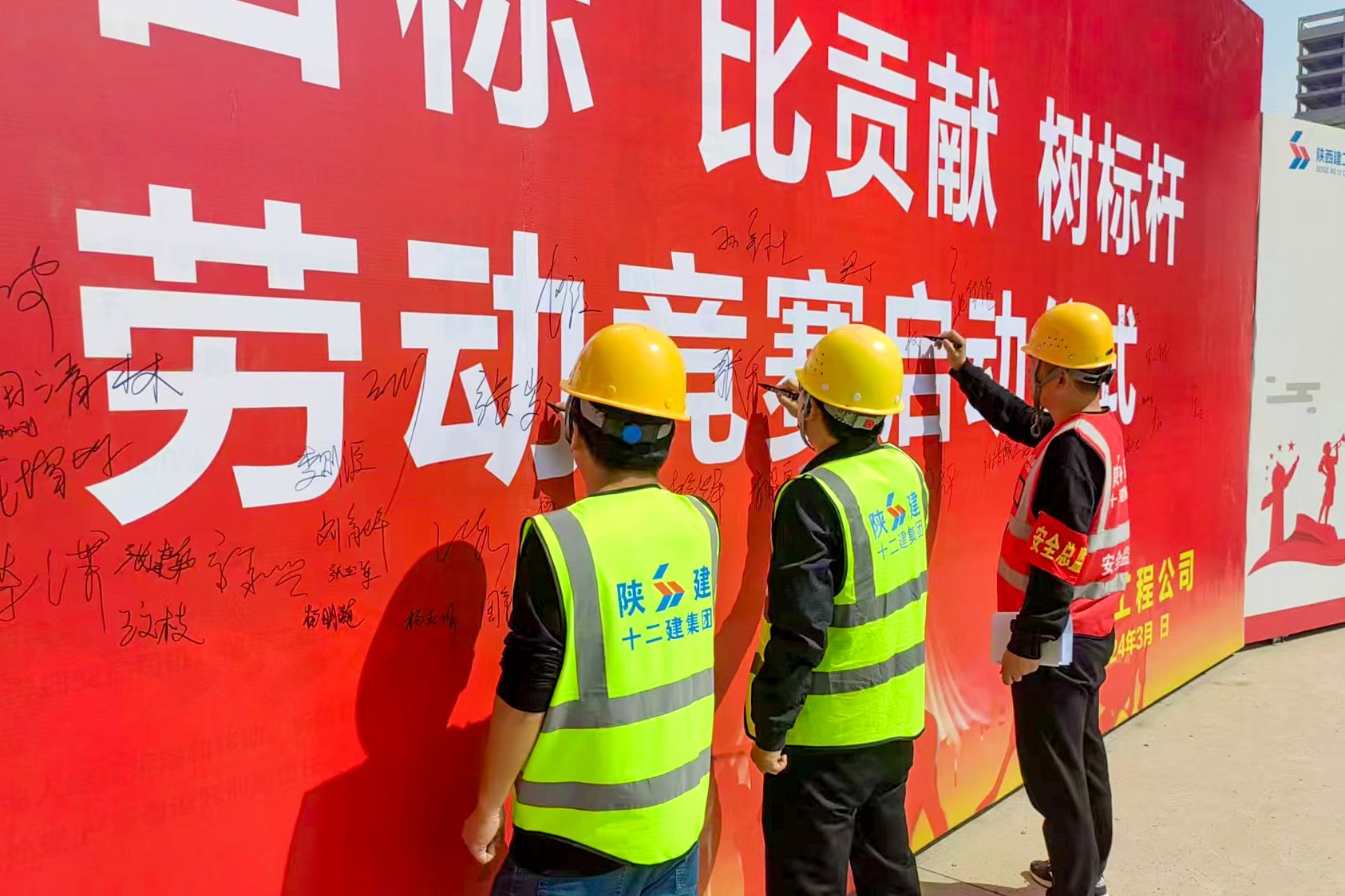 正在上传... cdd2d2dd3e4c24e51284080425e12834.jpeg