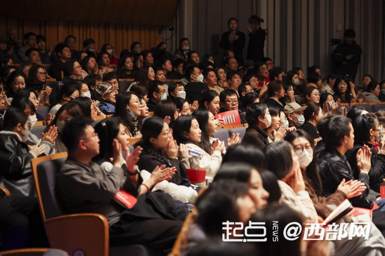 正在上传... 13dae920eadce70e37f367b16b444410.png