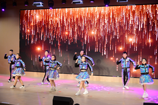 正在上传... 53ebf4293a4997a193d1f19eb2fe0345.png