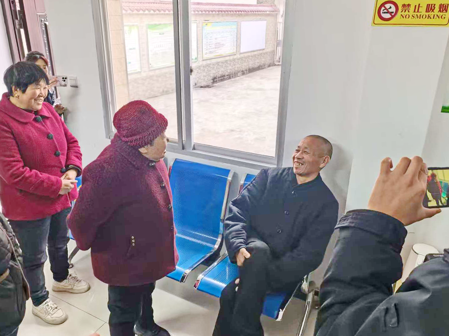 18年流浪终归家 汉中宁强救助站接力助游子与八旬老母亲团圆