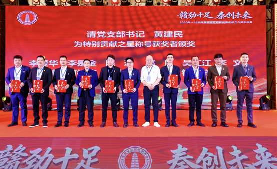 正在上传... 2a867887cff177e422d8c589fbf34589.png