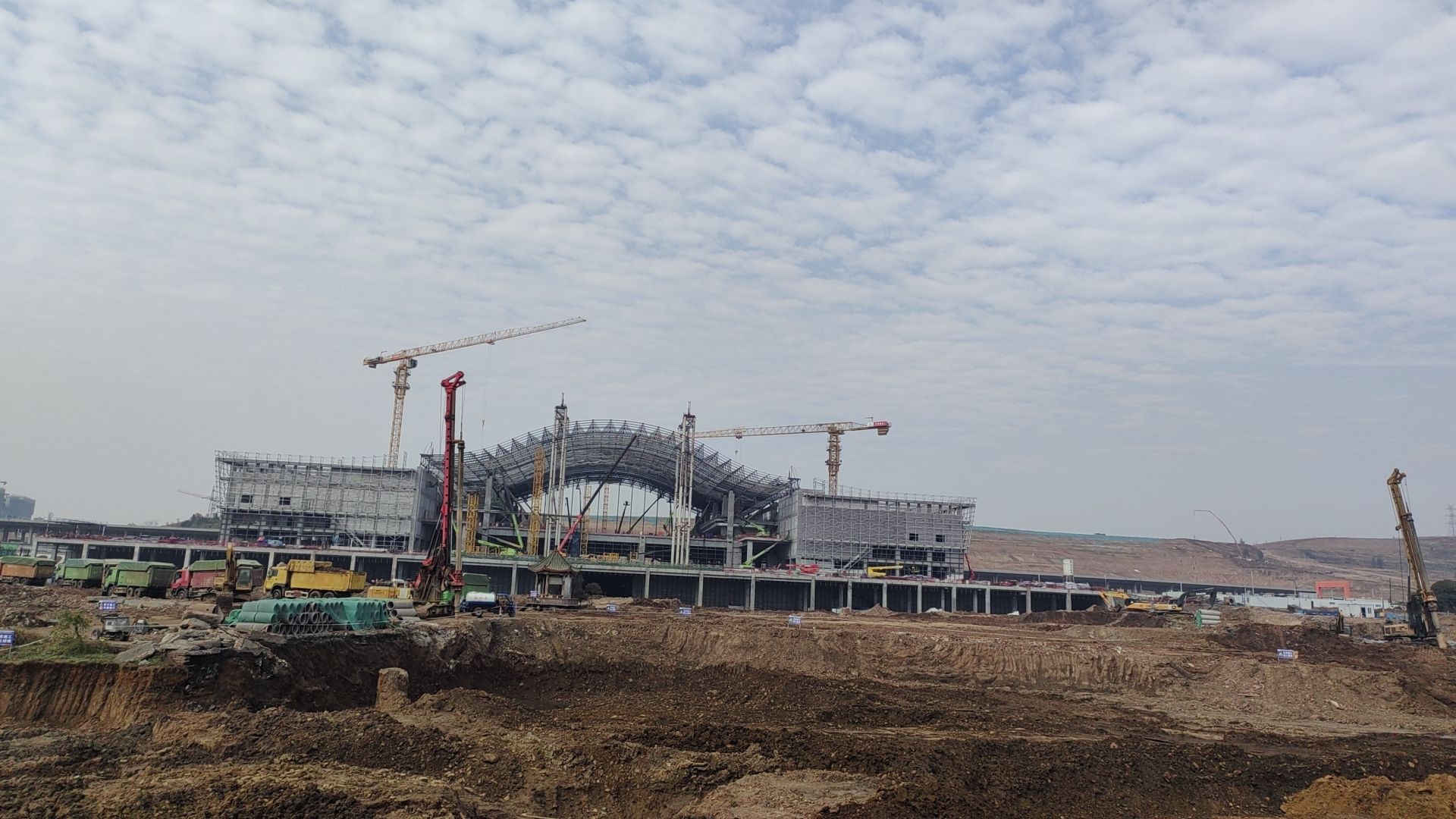 西康高铁全线隧道已全部贯通 将于2026年建成通车