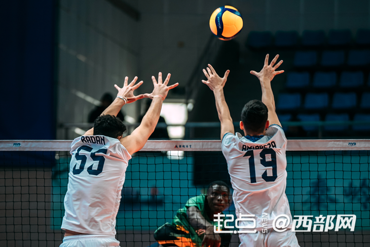 正在上传... cdadb3ddfca354b96d2403a6f919c90d.png