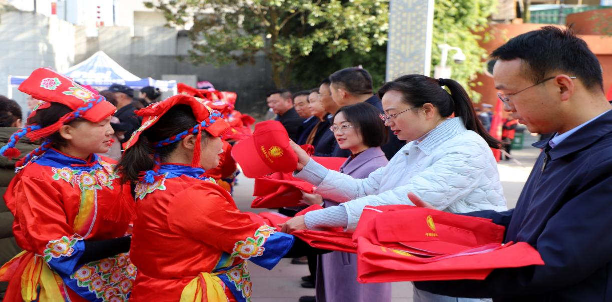 正在上传... 0c17dfeac6e28b8917257cac1c98e995.png