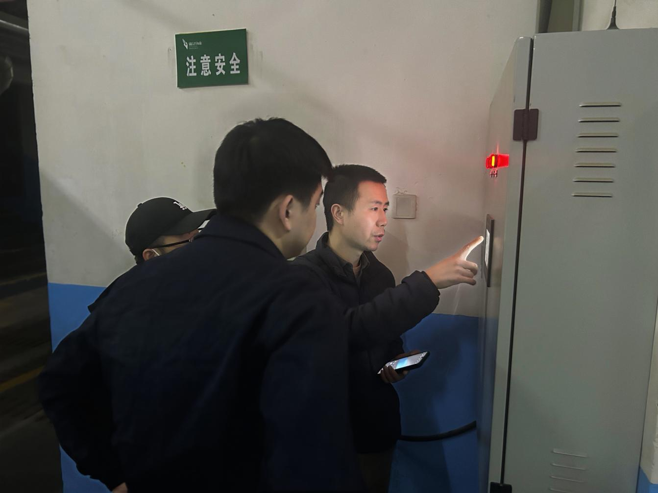 正在上传... 22e9386281a001c3be221af91bb67eb1.png