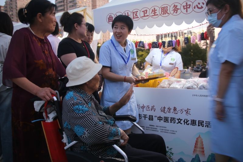 正在上传... 21c562e824c3b04cd47af35bfad90a7d.jpeg