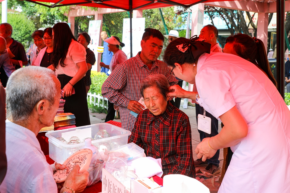 正在上传... ef88ffb50dde7a5086dd076d13565eb4.png