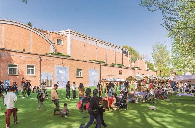 正在上传... 9eb73ba8b69ffaca31217aa476e16414.png