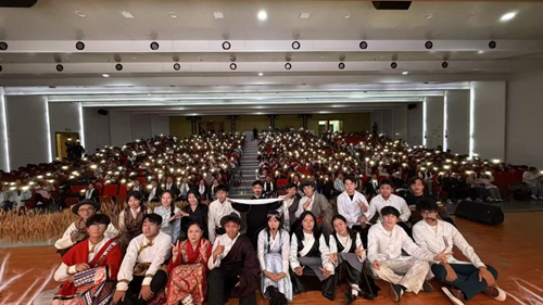 正在上传... 480793ef49a0aaa1df4c5ac2991dec3d.png