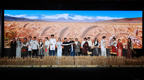 正在上传... ce04e775738fc741b46b243108bd6c3c.png