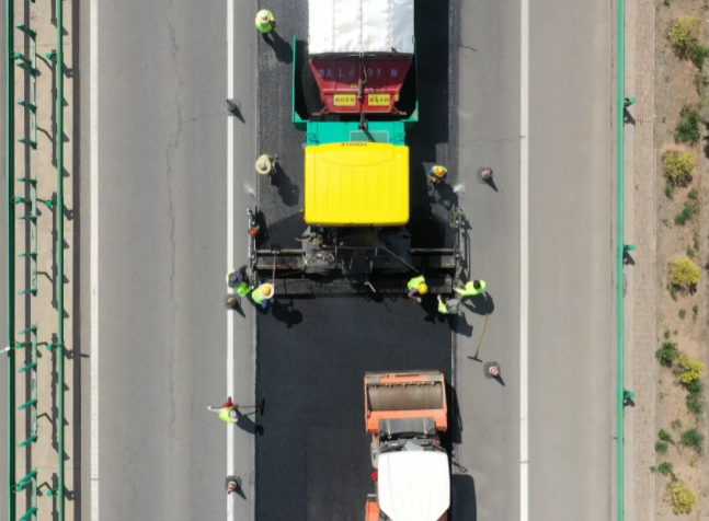 正在上传... 9867138effce1891909acb816688a6f5.png