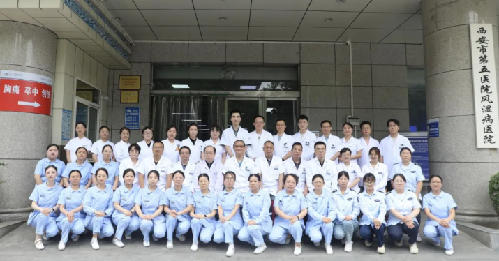 正在上传... 097ad781d70f300c70a3ba77ef9f0995.png