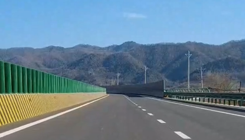 陕西眉县至太白高速公路今日通车 西安至太白车程将缩至1.5小时