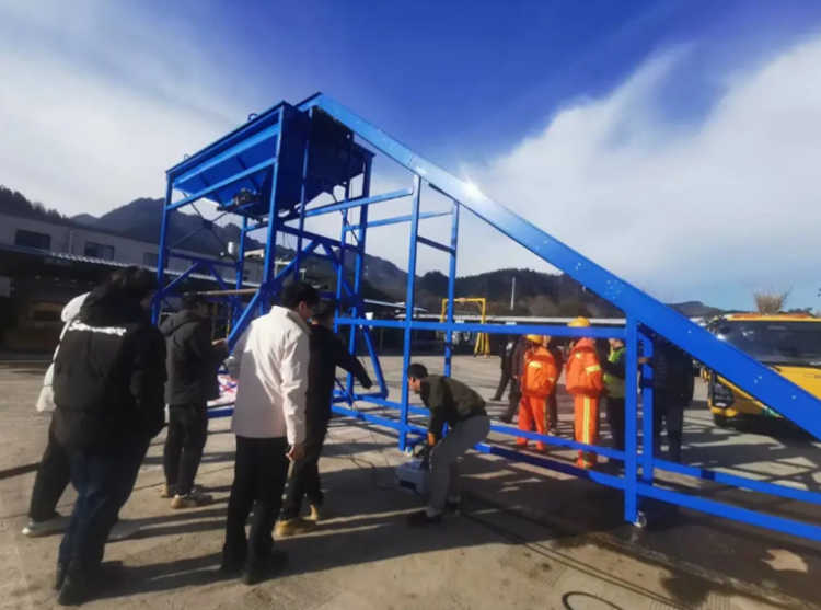 正在上传... e9822724490888f483efb3e2071f68ec.png