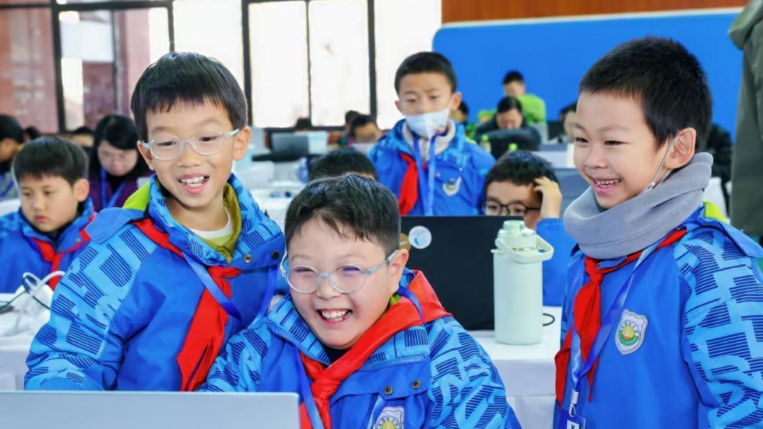 快看！这些人工智能的“小发明家”