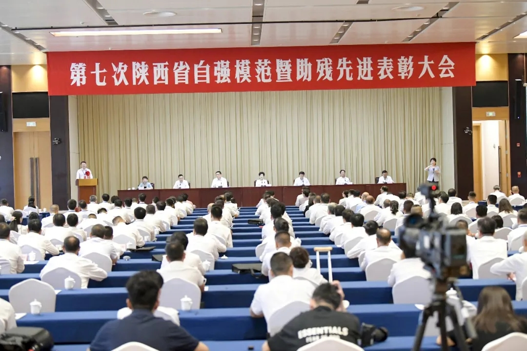 正在上传... d9ebb93966b5cc643ee92bab3f6dac3b.png