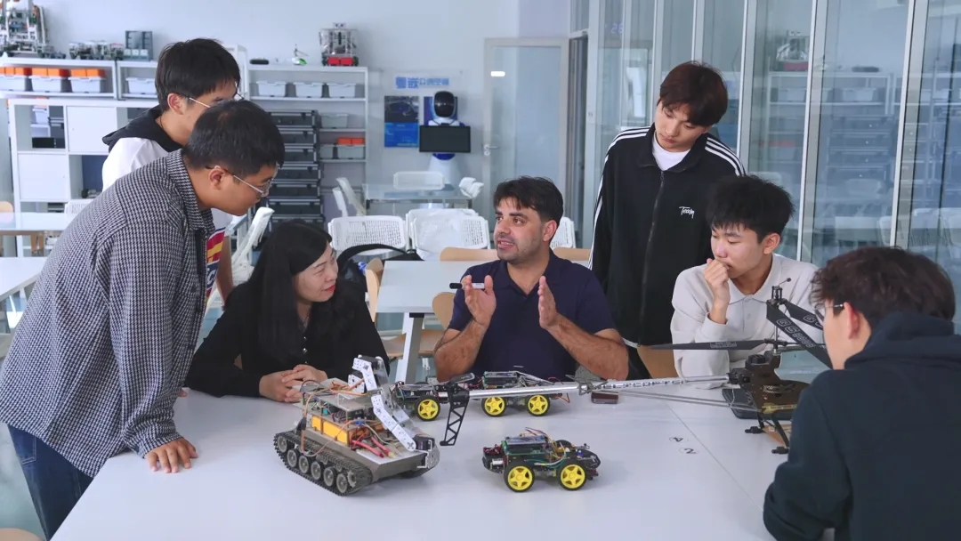 正在上传... 928cd9f2c8c9ed16fc133dc60c4510ee.png