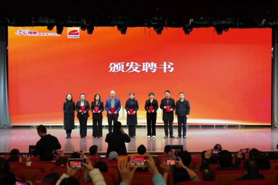 正在上传... 10c19d294ac41907e720a476592def6a.png