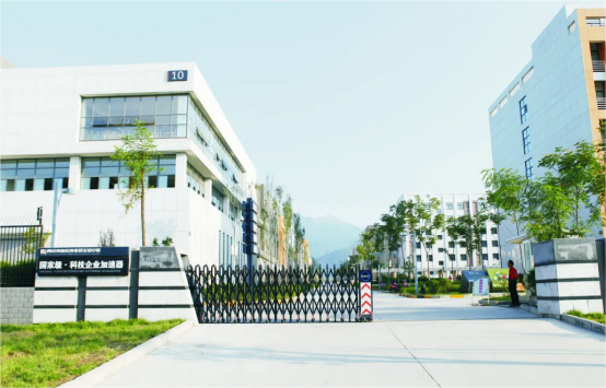 正在上传... b25ccabd1295d25325cd16de6c2f9714.png