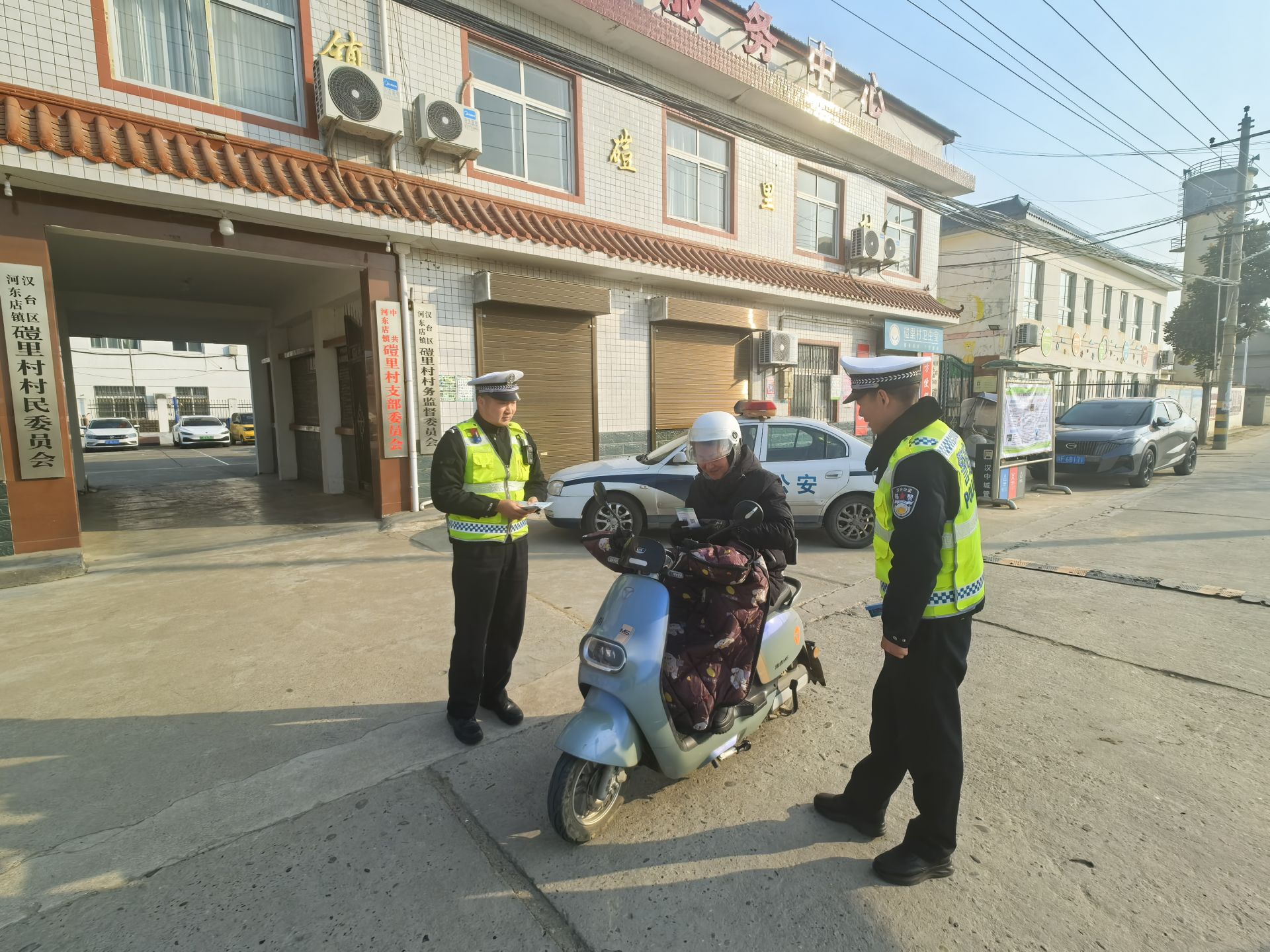 正在上传... 05c7eb10bba3bb337b61f91fd48452b6.jpeg