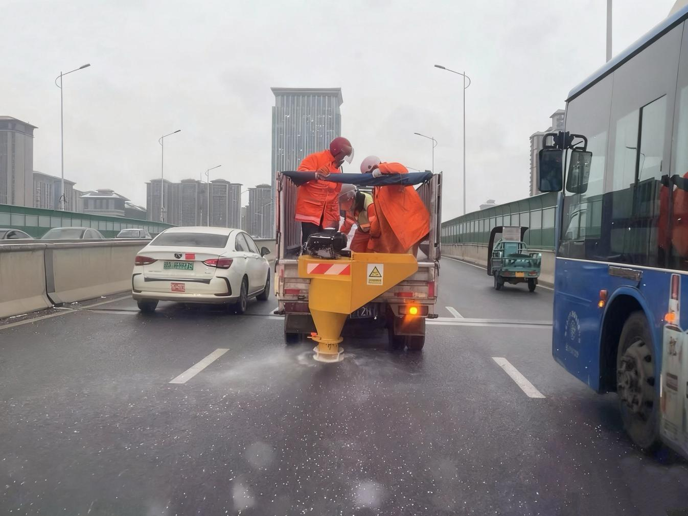 正在上传... 1b0ee07f214349db3ba8b58fea089b57.png