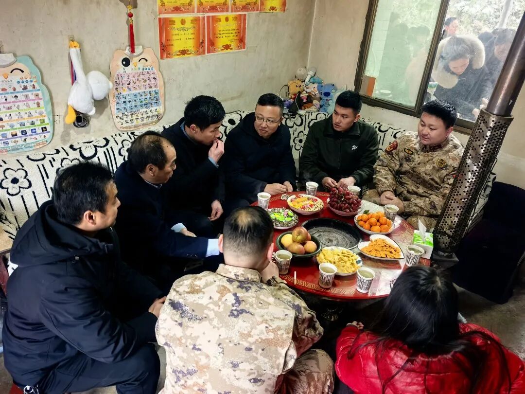 正在上传... 7fe0896a213b63d5079ea7853a87a499.jpg