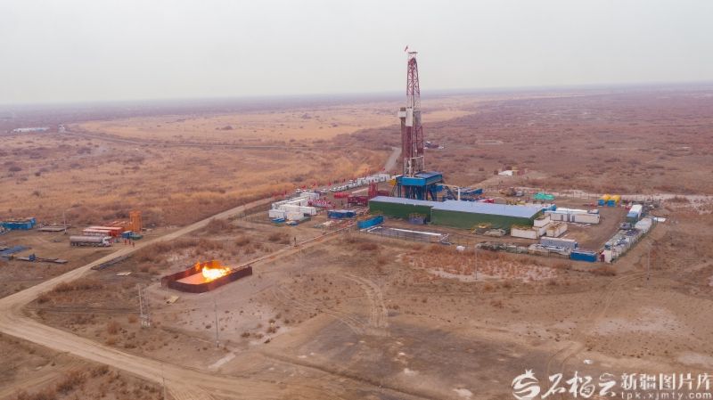 天山观察丨塔里木油田钻出250座“地下珠峰”(图3)