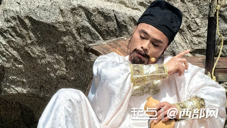 正在上传... 4b796b24aff9fdbff6ee40cddeb07341.png