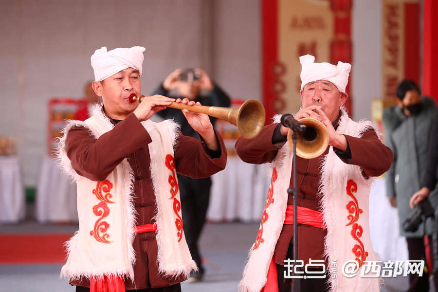 正在上传... 768685943e725d1dce7815fde2bfc646.png