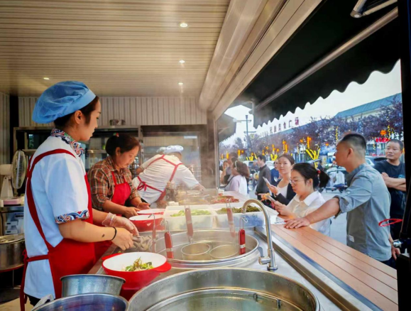 正在上传... fa10e449ac2163593635bf5840343461.png