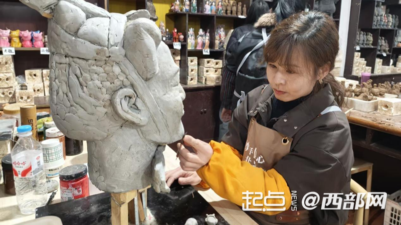 正在上传... 60747dca9365bffaef57503591eef0fe.png