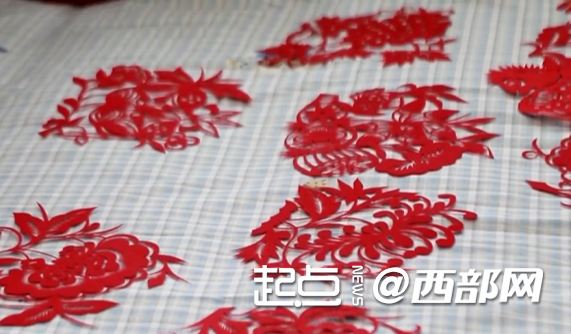 正在上传... 32b024e5475b420c17a13c4857b22b42.png