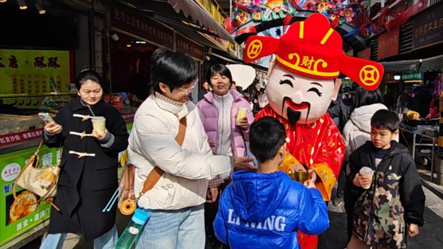 西安老菜场新春“限定皮肤”上线