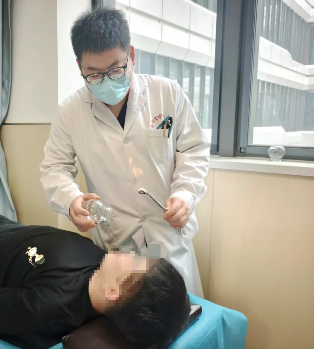 正在上传... 93d3cfbfd3b0683d4800a4f977f9f969.png