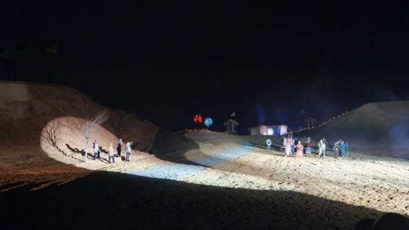 正在上传... 611fce6ed057665fe2d1e4c77d21f0d2.png