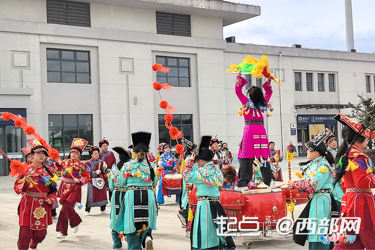 正在上传... d8b156404a3a96e29b8042c8f06e4fb2.png