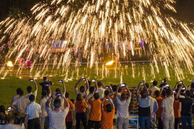 艺起开箱|Vol.1 拆解“新大众+”浪潮下的文化新生态