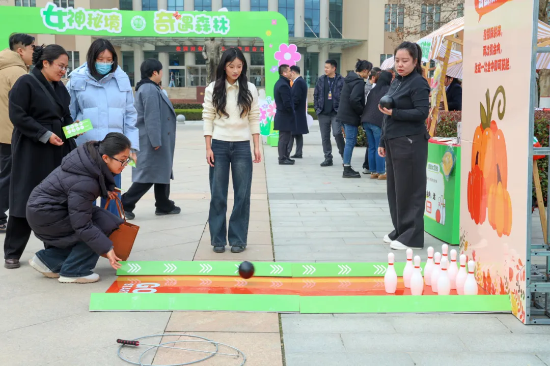 正在上传... 82023b4a365d6a7ad45b10d9fcef20e2.png