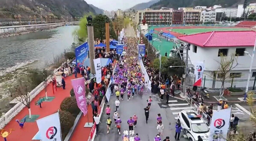 正在上传... 5873262d070cebbcf05deb49d3d42ab3.png