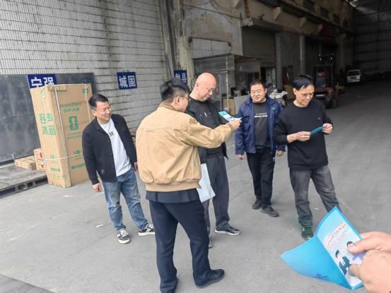 正在上传... 9db98830144d0c32f11f77f6af09f83b.png