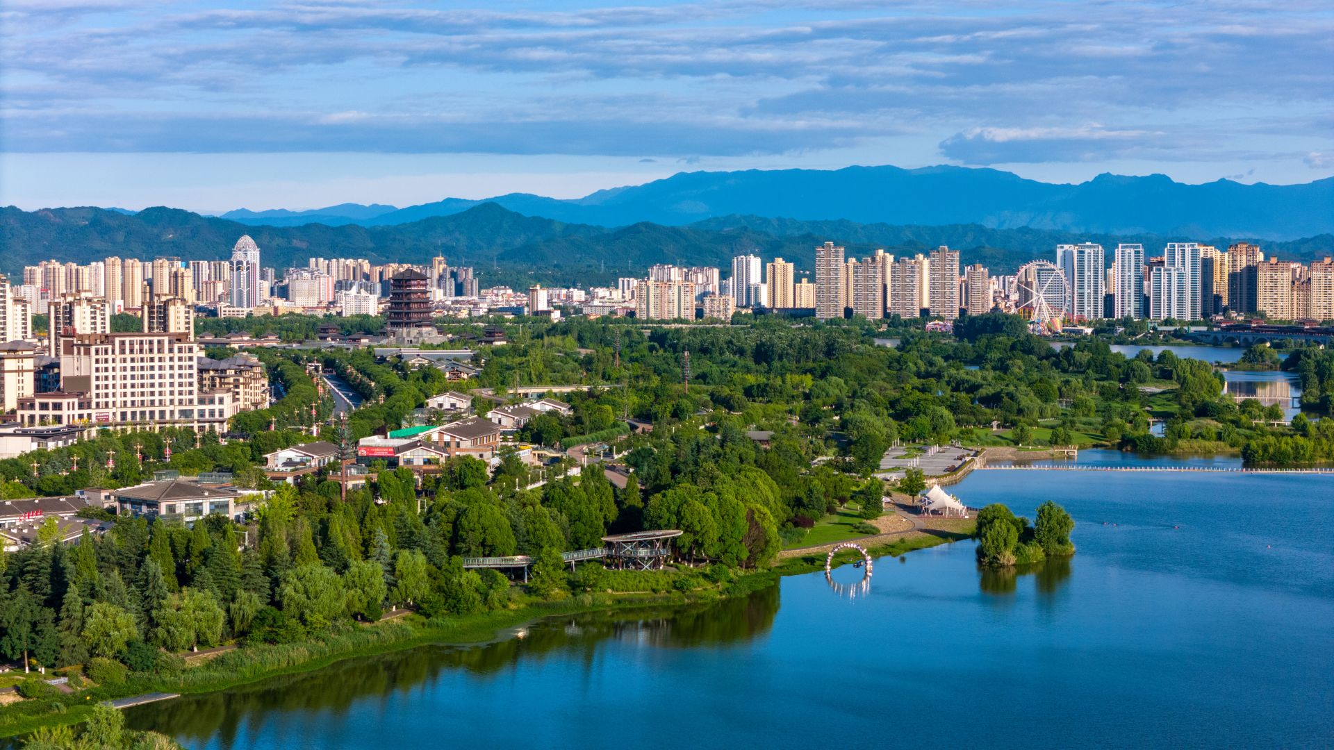 正在上传... a764af07e3100e972d30e3cc9db7a1eb.jpeg