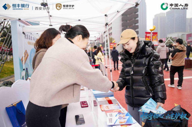 正在上传... e15b0f6e7eccadd34c18a3339853b135.png