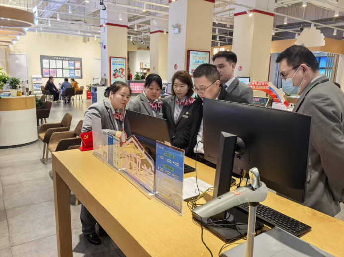 正在上传... f1ccad21872cd6d7c8c1d1bb67378d43.png