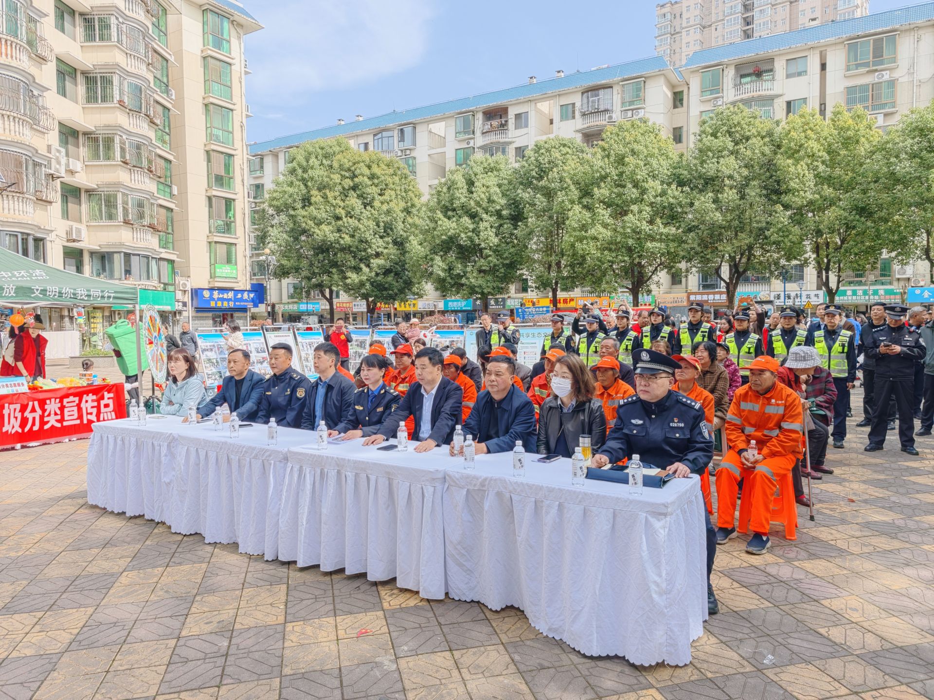 正在上传... 1012dbf115a56cb3d068fb7acc24b126.jpeg