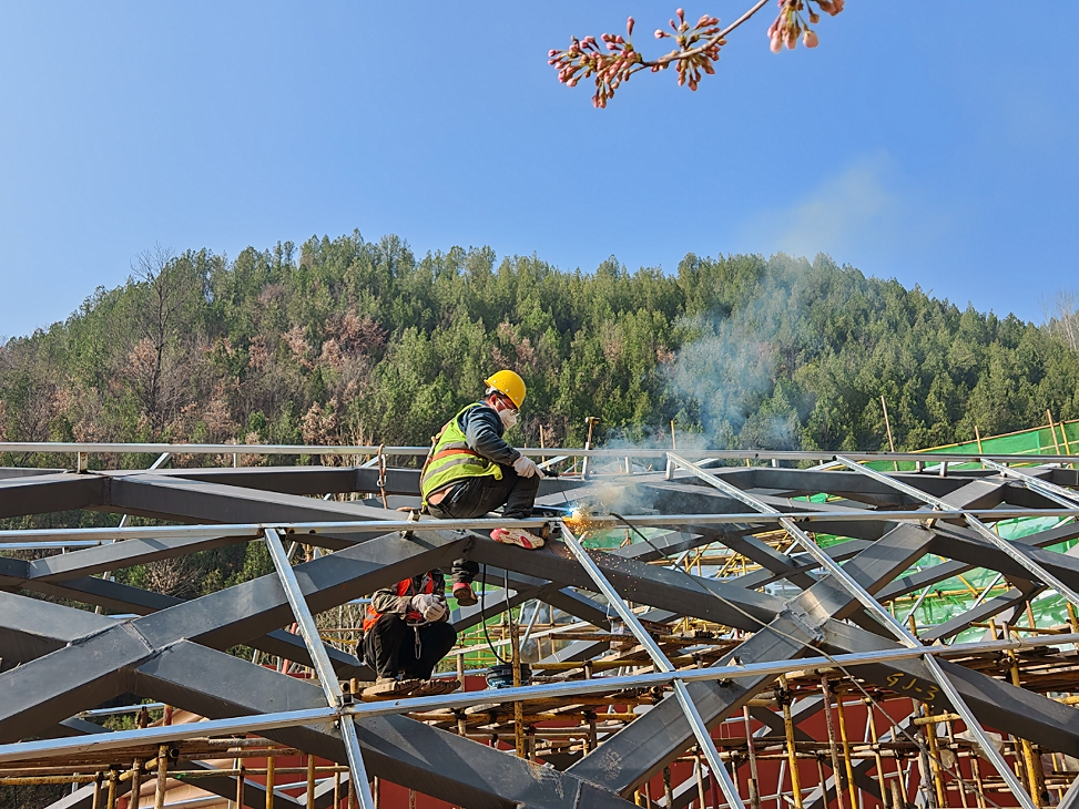 正在上传... 5d932bc80e388d4b455620e7feb605ef.png