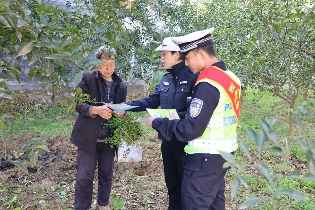 b9021cad329f756db6ca399fb1913a3d.jpg b9021cad329f756db6ca399fb1913a3d.jpg