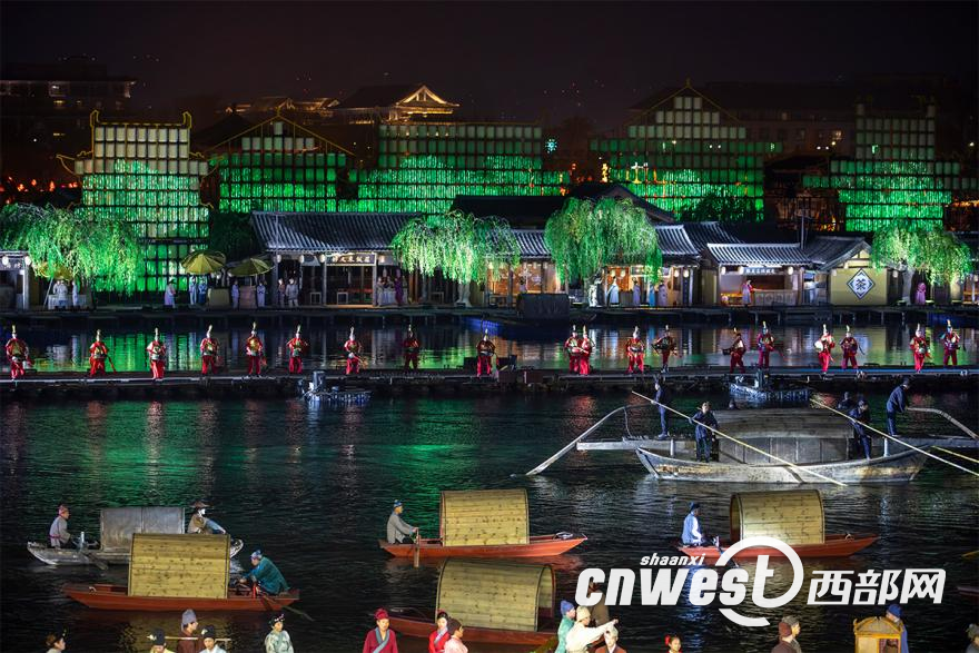 正在上传... e4699c0fe36a748a542b71e27a9ef415.png