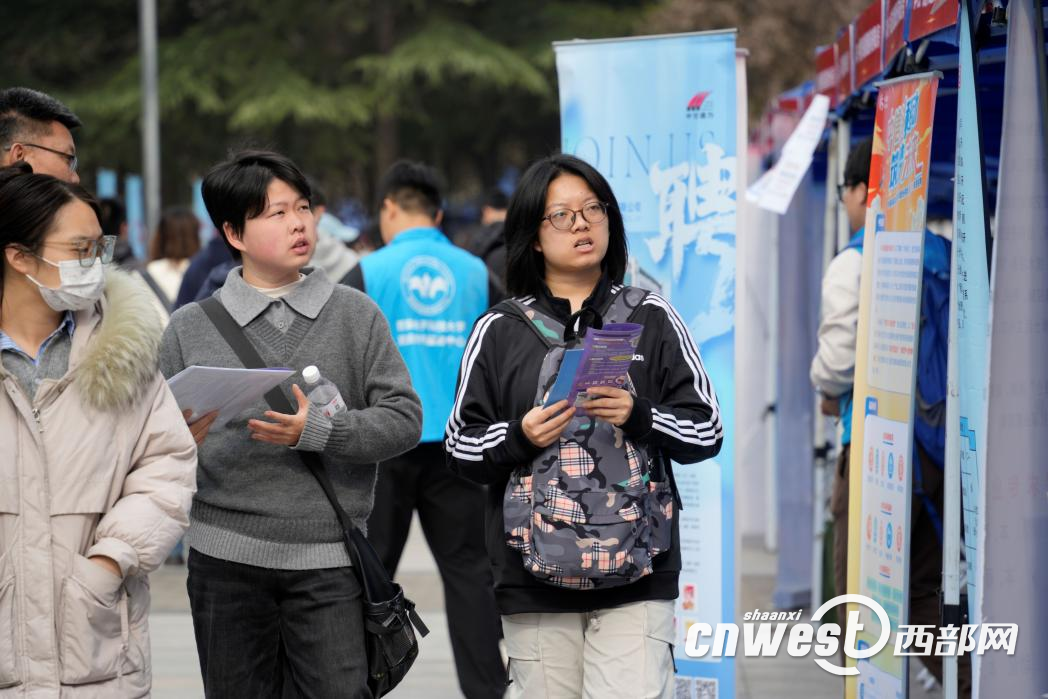 正在上传... 6b6afed92f32fd5b8651b022ef81b532.png