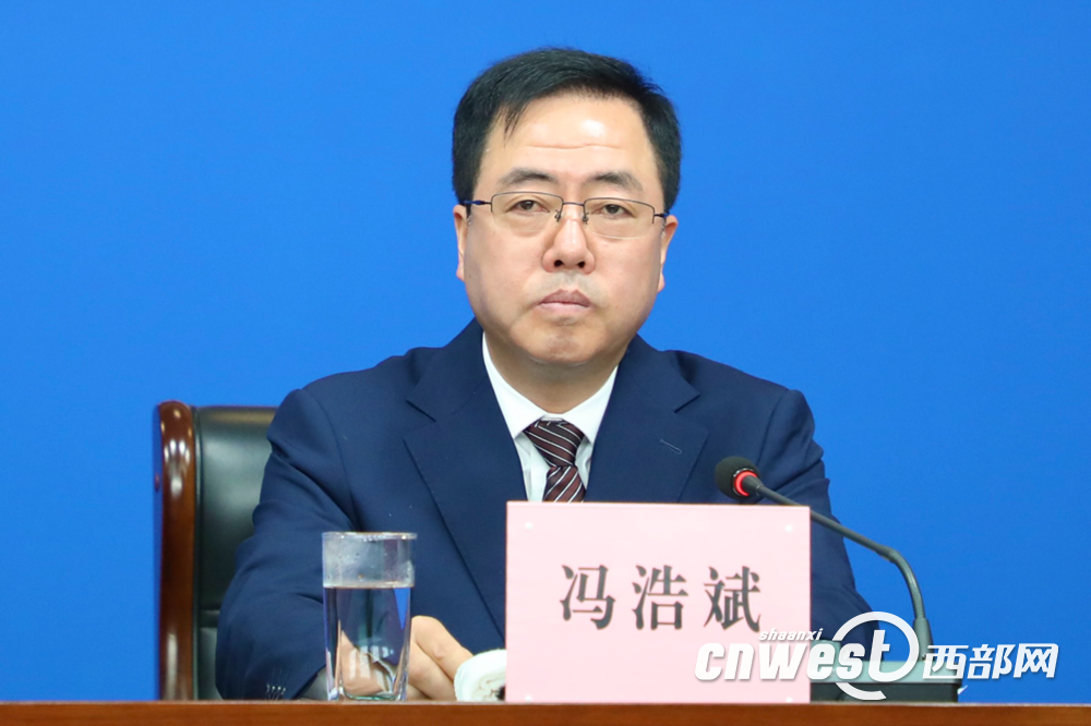 正在上传... 108cbaf9970ffde376e7e8cbba95817d.png