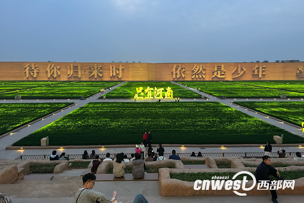 正在上传... 7bb7fd84c6640a2e26beb9ed8ddba872.png